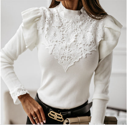 Top con hombros con volantes y detalle de encaje 