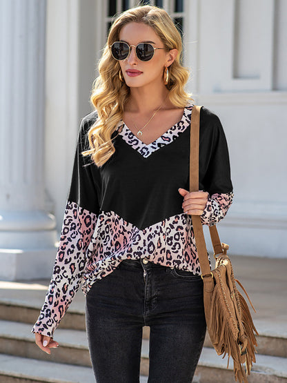 Camiseta con cuello en V y bloques de color 