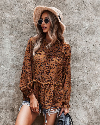 Blusa con estampado de guepardo y cuello con volantes 