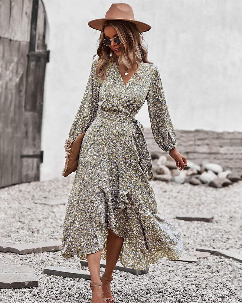 Vestido midi cruzado con estampado floral 