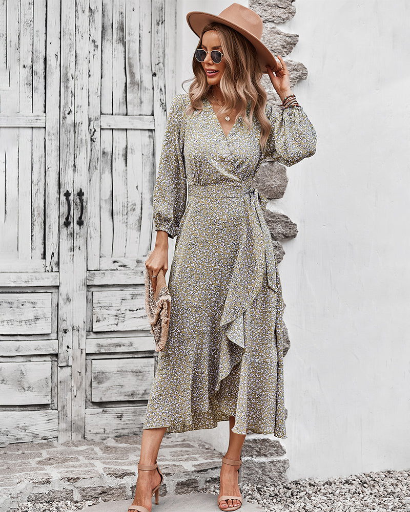 Vestido midi cruzado con estampado floral 