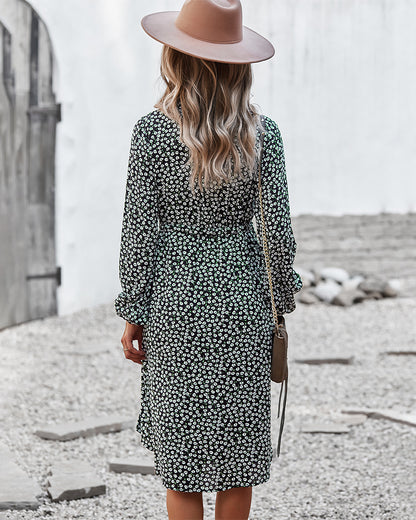 Vestido camisero con lazo floral en la cintura 