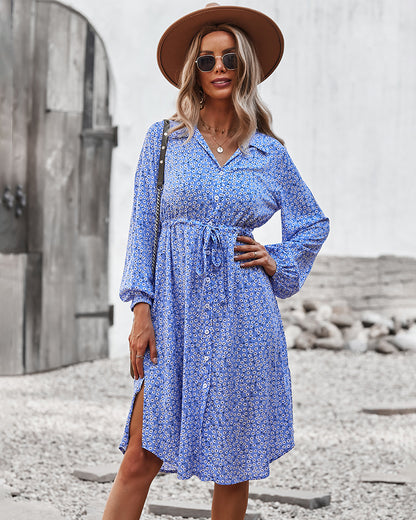 Vestido camisero con lazo floral en la cintura 