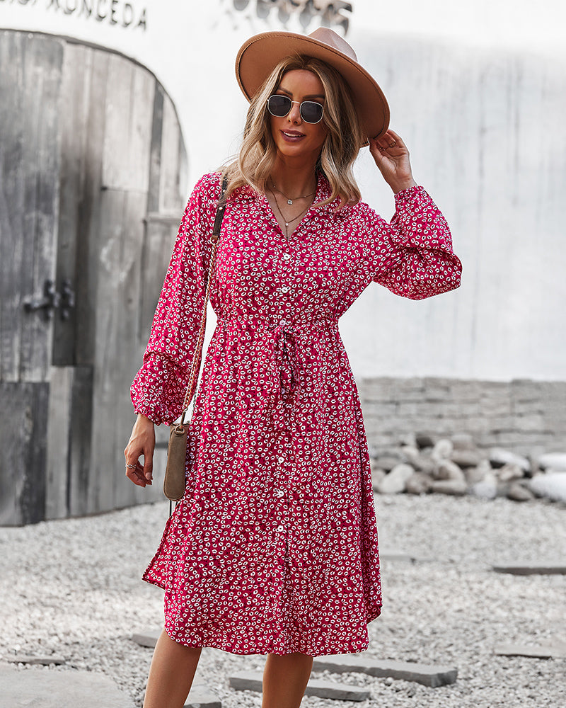 Vestido camisero con lazo floral en la cintura 