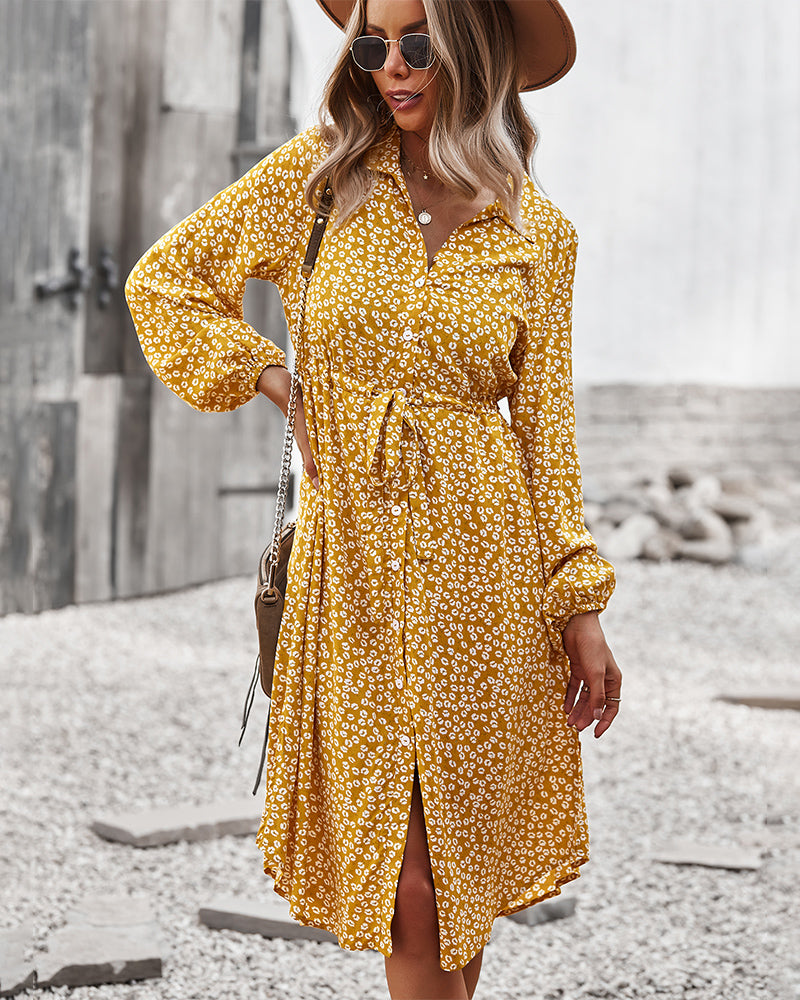Vestido camisero con lazo floral en la cintura 