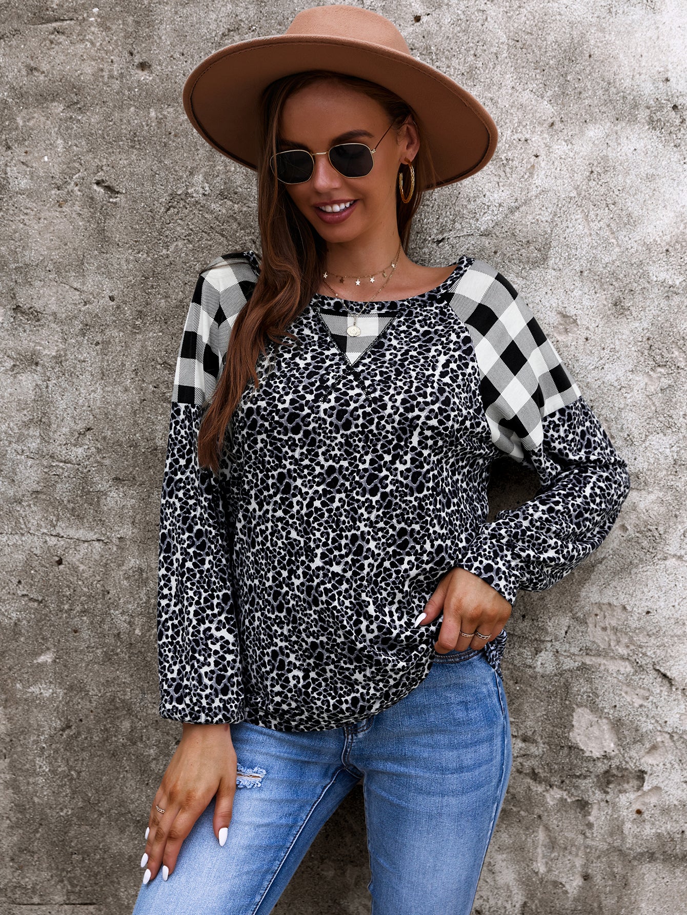 Suéter con estampado mixto de dos tonos 