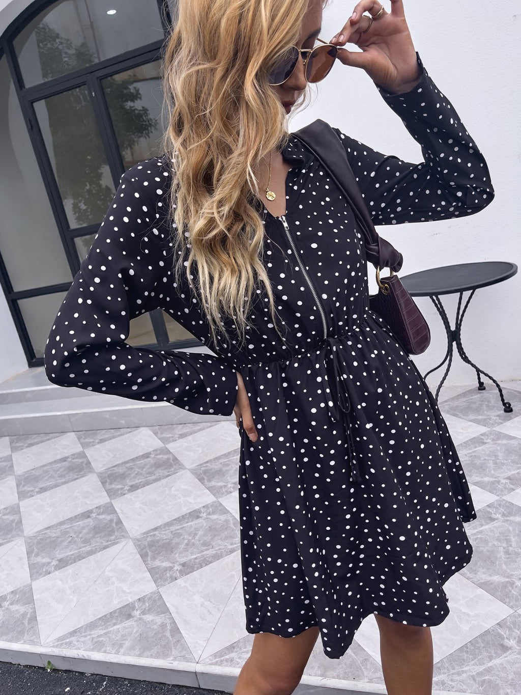 Vestido de lunares con cremallera 