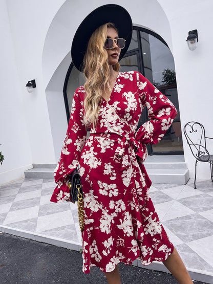 Vestido cruzado con estampado floral 