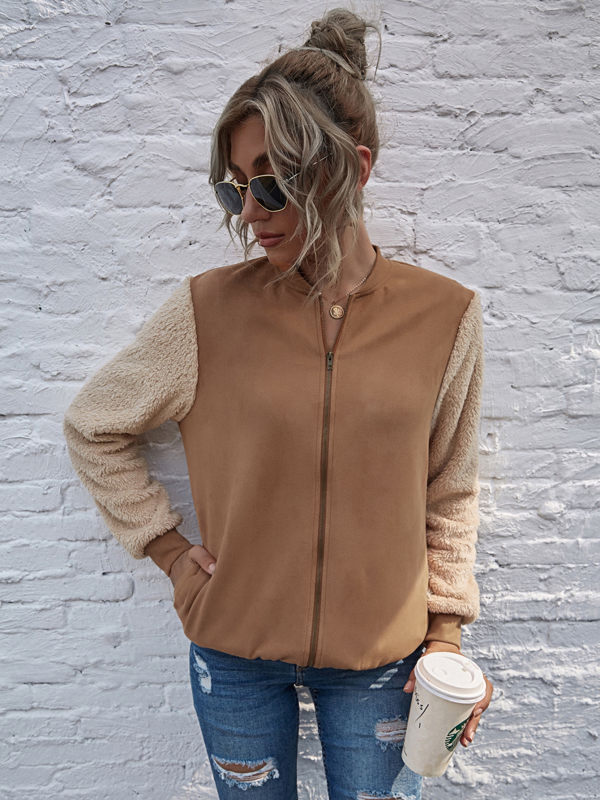 Chaqueta de dos tonos con mangas de peluche 
