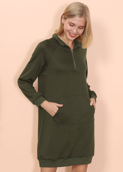 Vestido tipo suéter con bolsillo de canguro de color liso