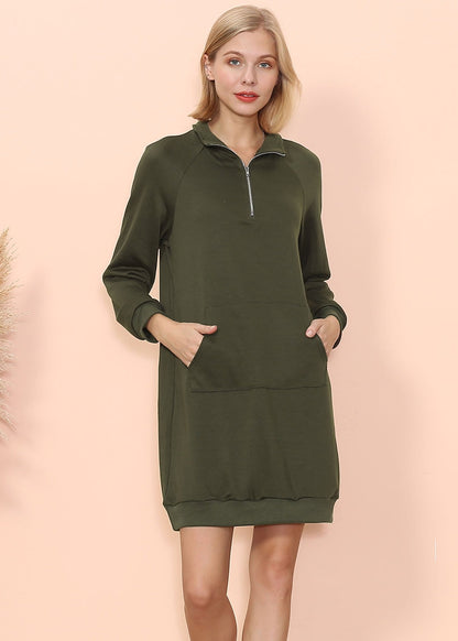 Vestido tipo suéter con bolsillo de canguro de color liso