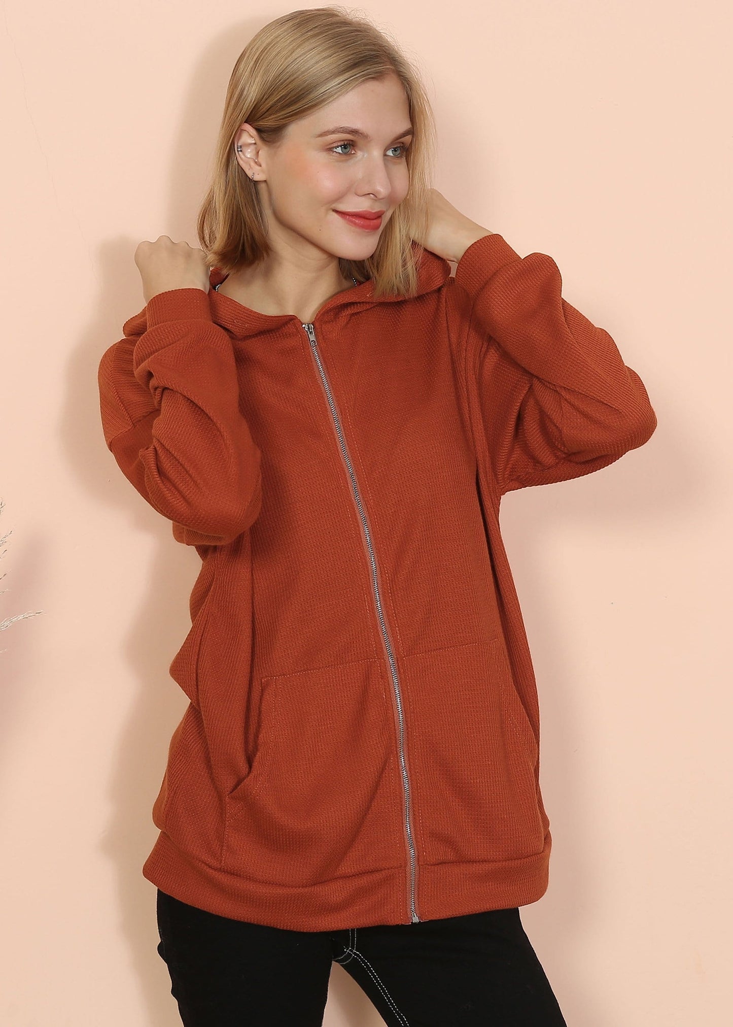 Sudadera con capucha de punto con hombros caídos 