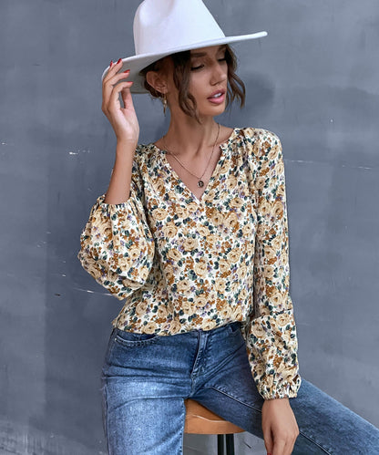 Blusa vintage con cuello en V y estampado floral