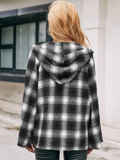 Chaqueta de cuadros escoceses con mangas acampanadas 