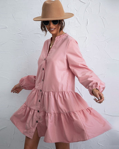 Vestido escalonado con botones 