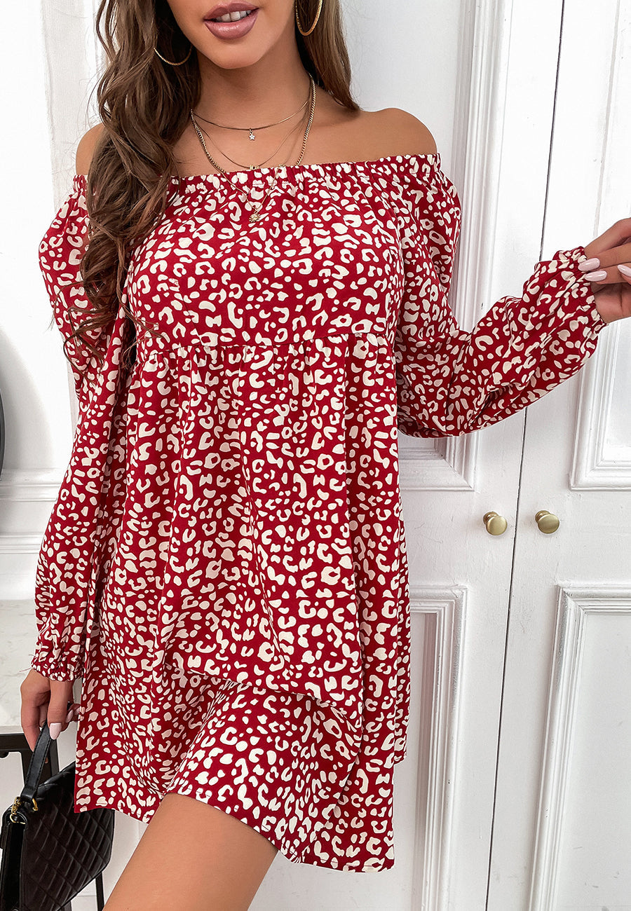 Vestido con estampado de leopardo y cuello fruncido 