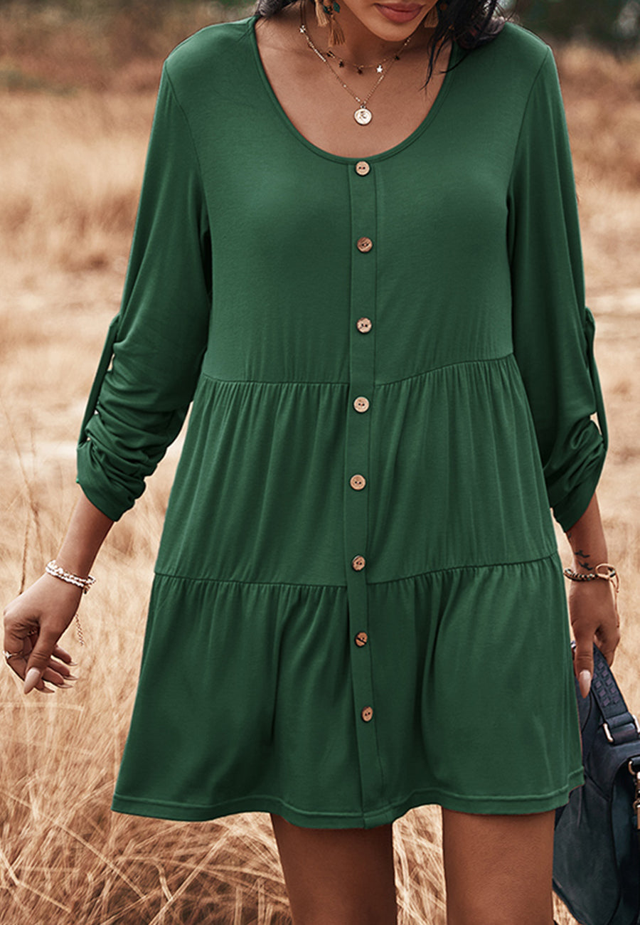Vestido recto con botones y capas 