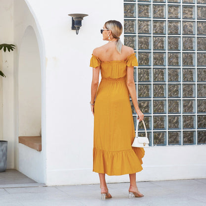 Vestido con botones y hombros descubiertos 