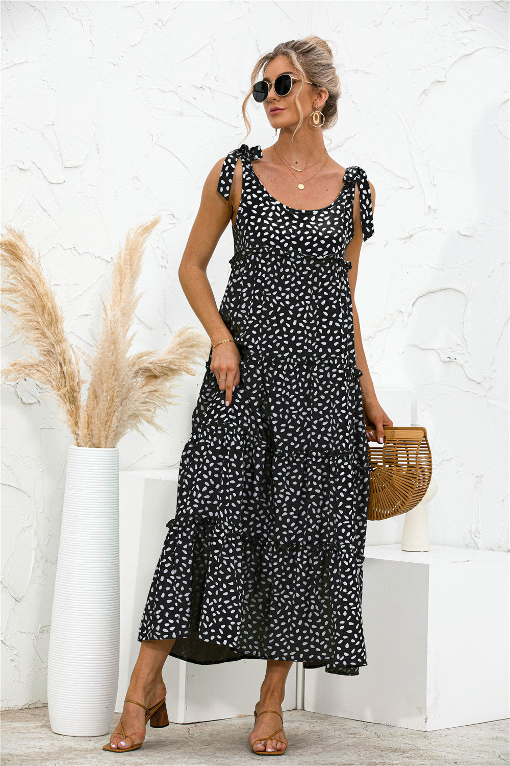 Vestido estampado con lazo en los hombros 