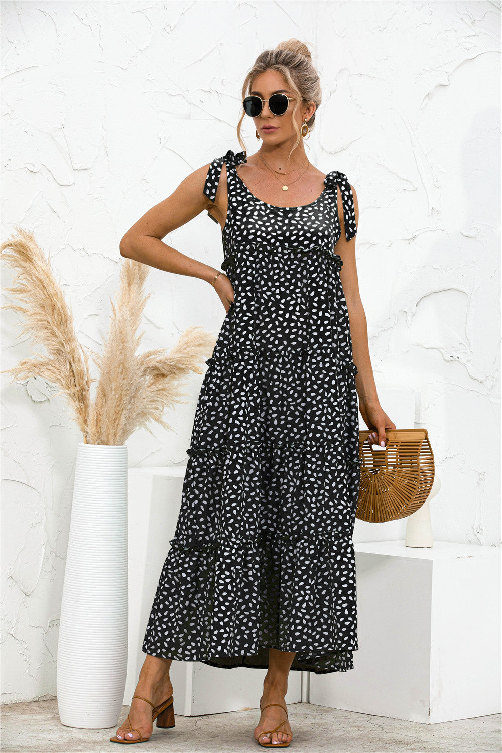 Vestido estampado con lazo en los hombros 