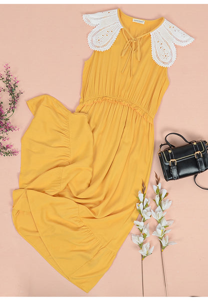 Vestido con mangas de encaje y cuello anudado