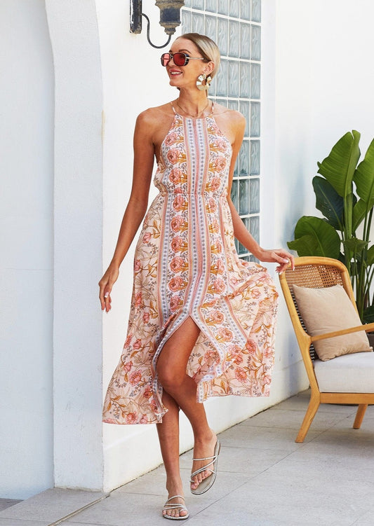 Vestido floral sin espalda y con cuello halter
