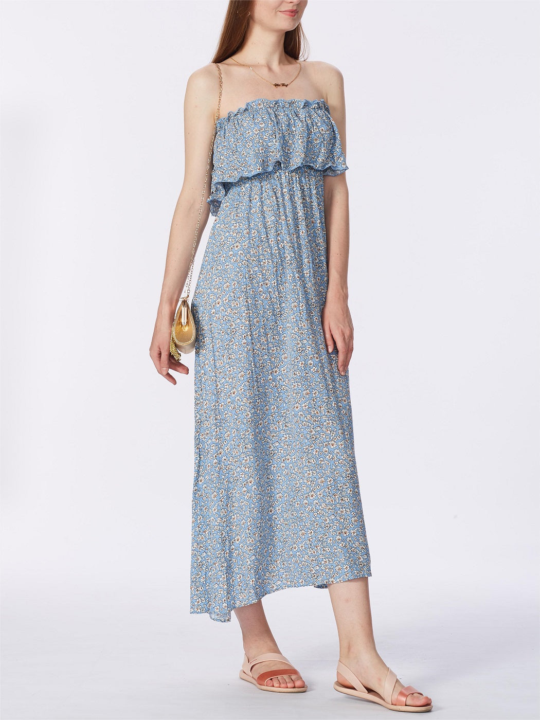 Vestido tubo con estampado floral en capas 