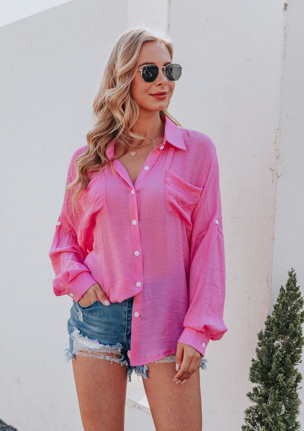 Camisa con botones de luz de color sólido 
