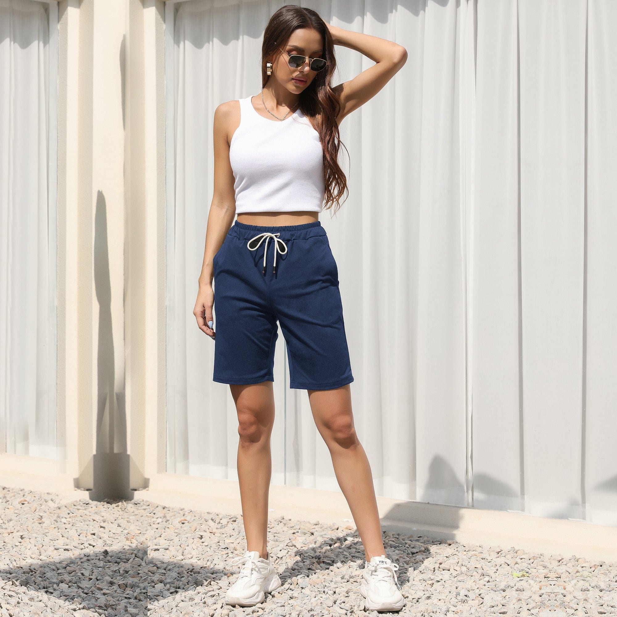Bermudas con cordón en contraste 