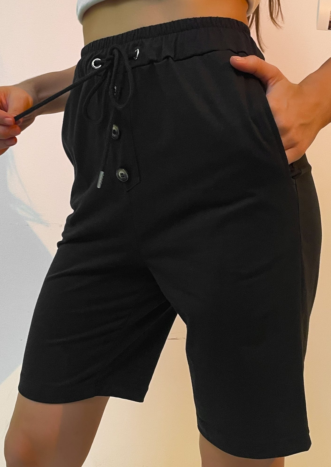 Bermudas con cordón ajustable 