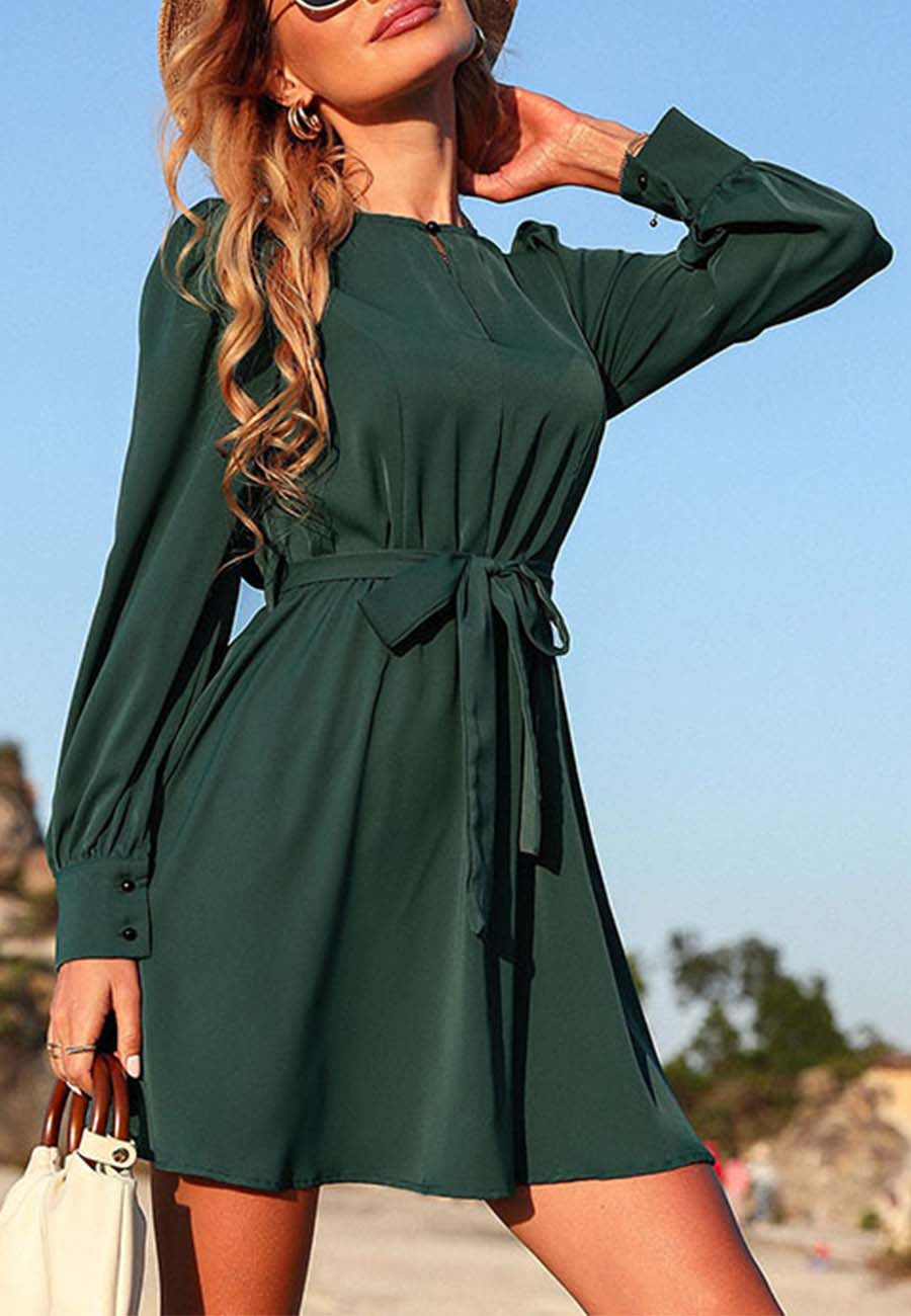 Vestido liso con escote tipo cerradura