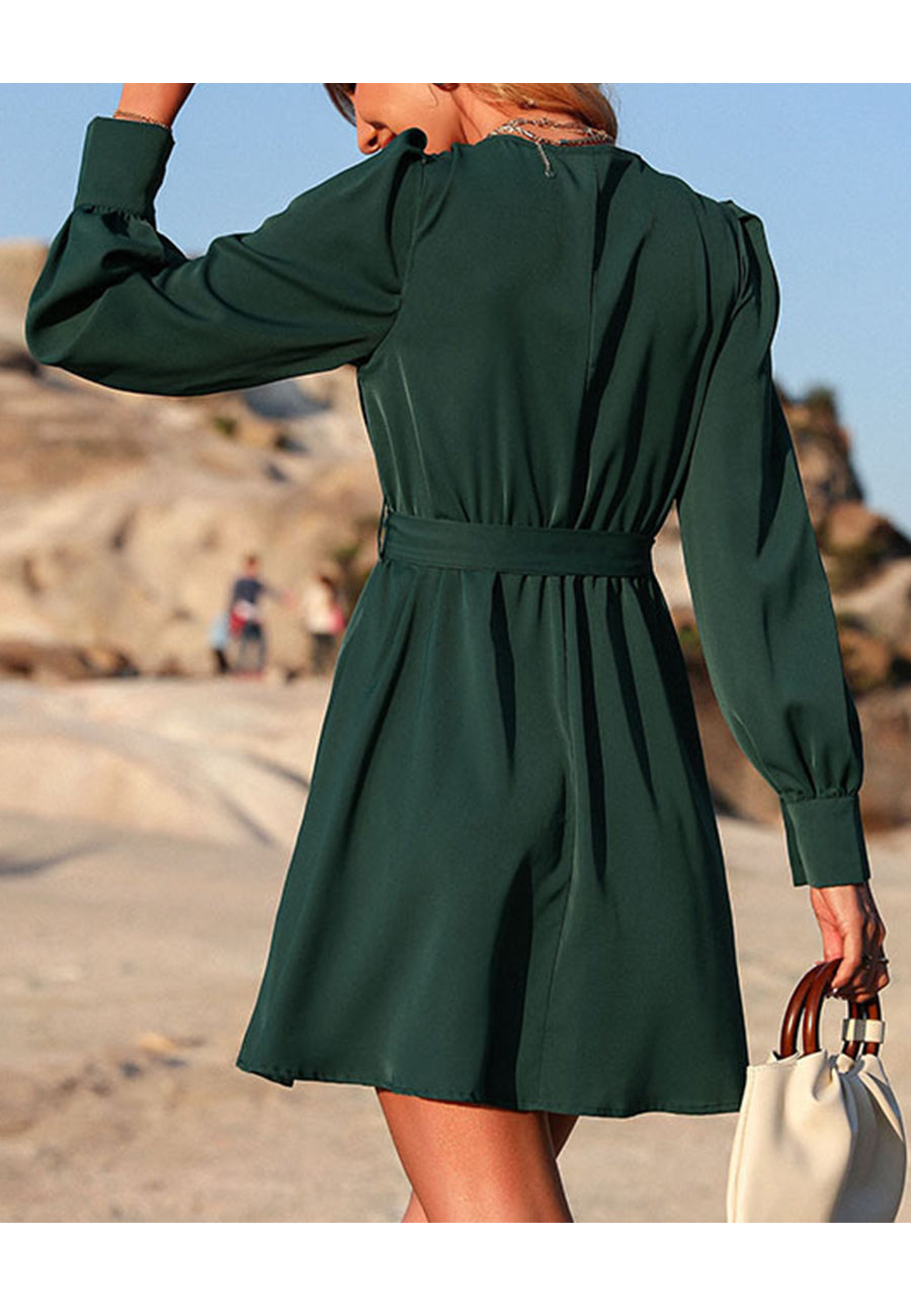 Vestido liso con escote tipo cerradura