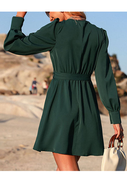 Vestido liso con escote tipo cerradura