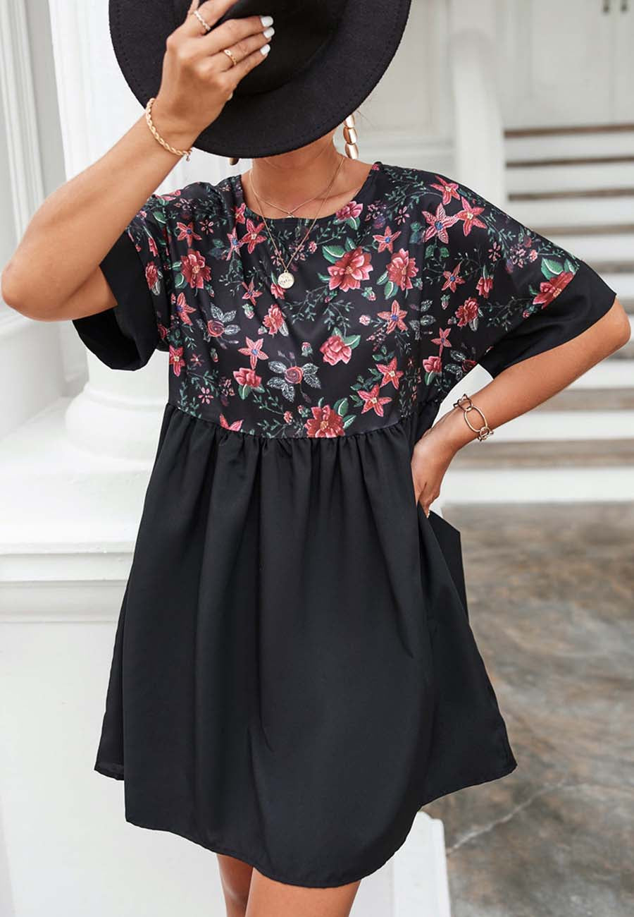 Vestido con estampado floral en dos tonos
