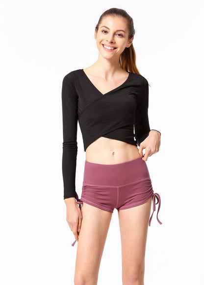 Mini shorts de tiro alto con cordones ajustables