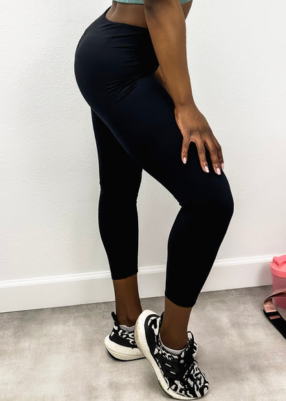 Leggings de tiro medio con costuras elevadas