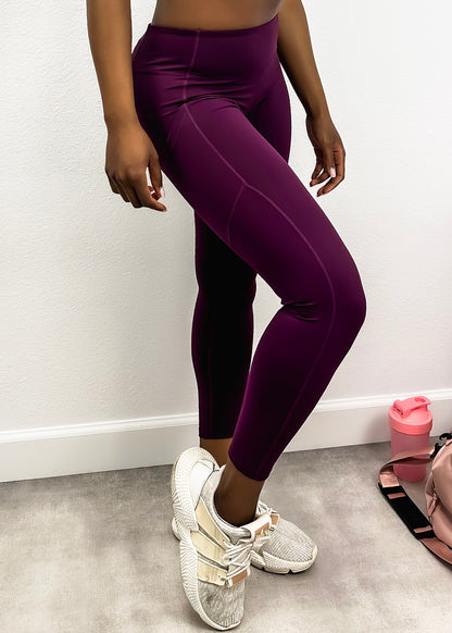 Leggings de tiro medio con costuras elevadas