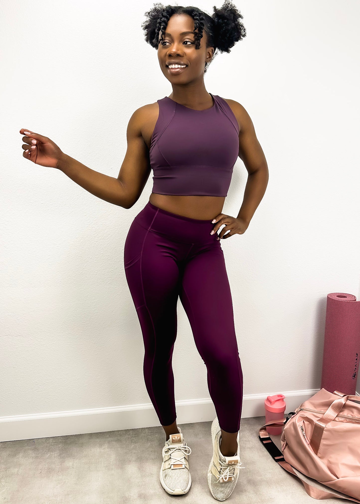 Leggings de tiro medio con costuras elevadas