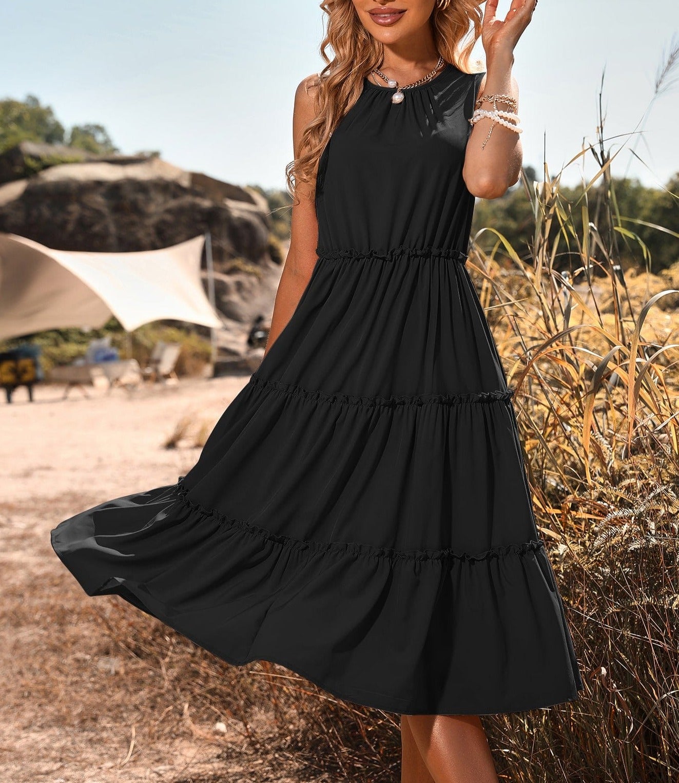 Vestido veraniego de campo con volantes en capas 