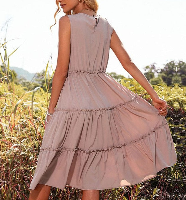 Vestido veraniego de campo con volantes en capas 