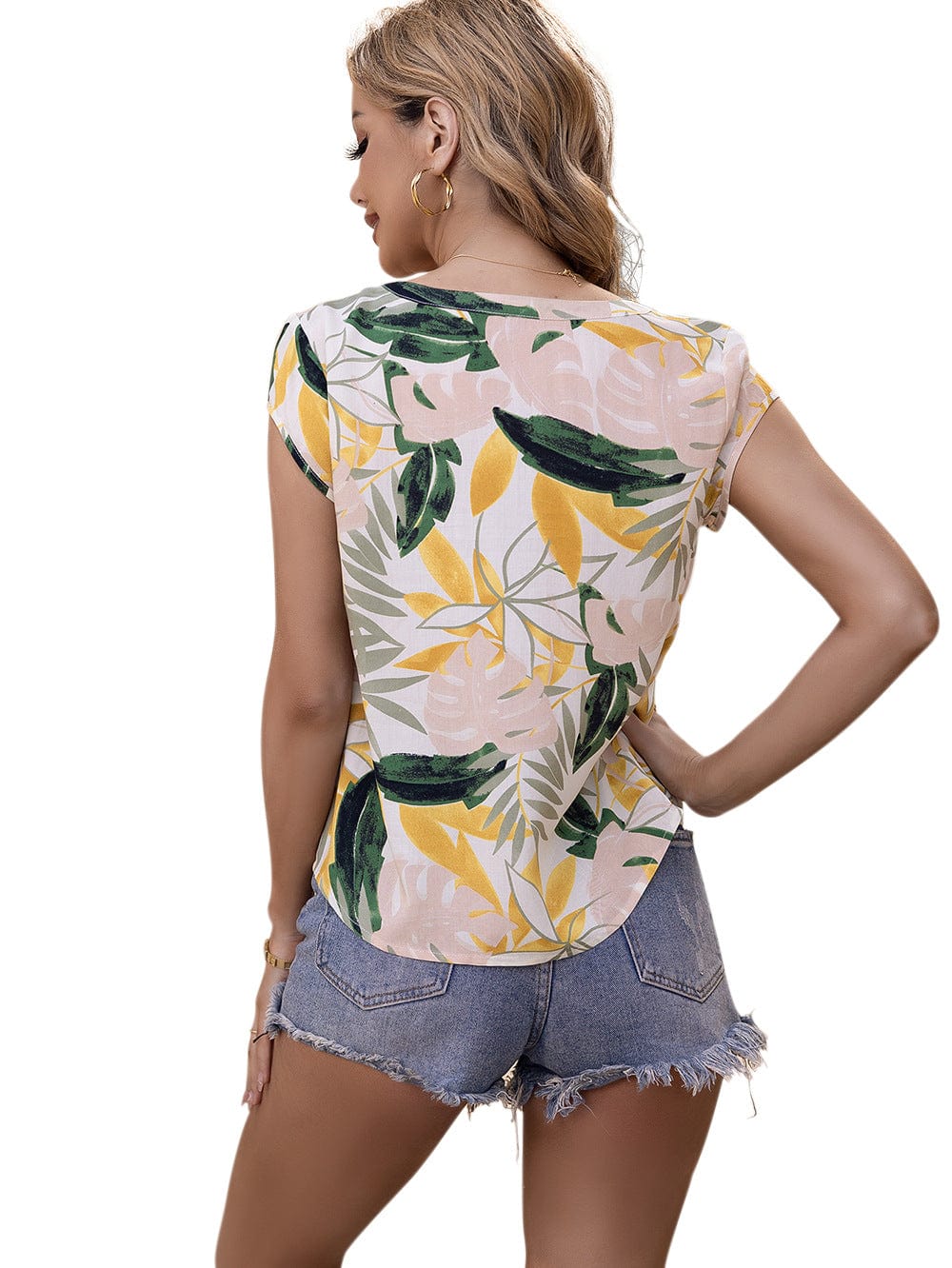 Blusa con mangas cortas y estampado floral