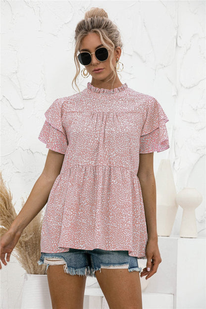Blusa con mangas escalonadas y estampado animal