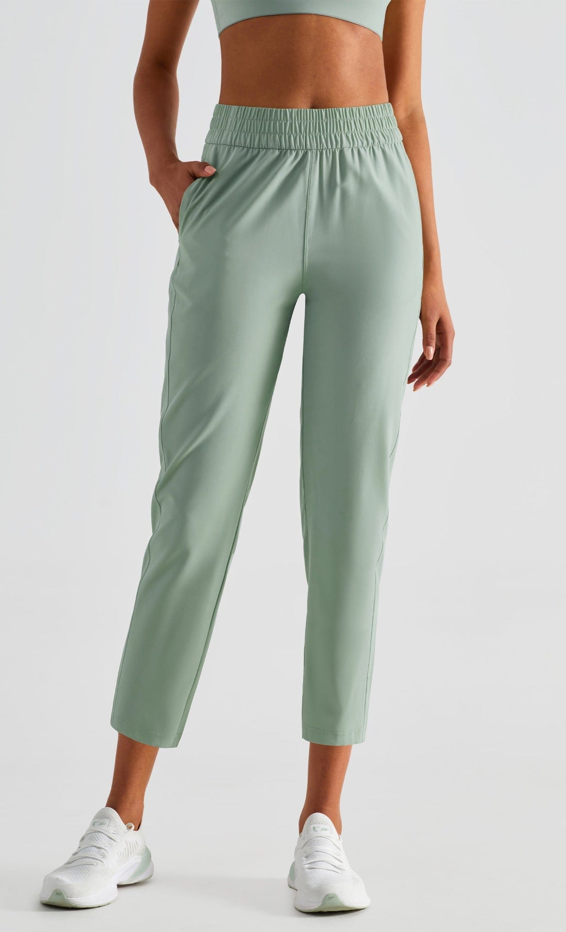 Pantalones de jogging capri ajustados y de tiro alto