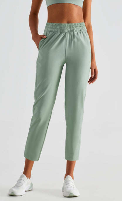 Pantalones de jogging capri ajustados y de tiro alto