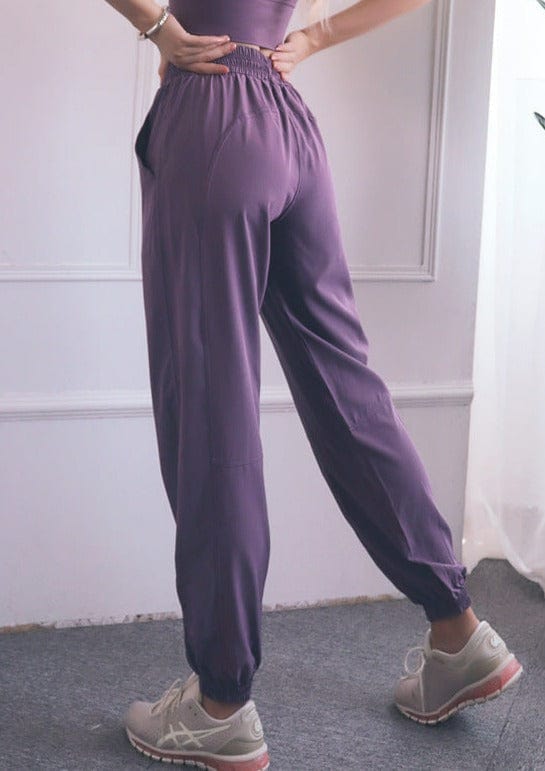 Pantalones de jogging fruncidos con cordón y costuras contorneadas de talle alto
