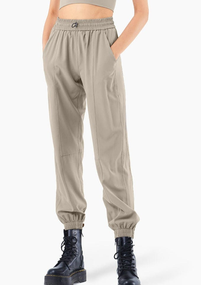Pantalones de jogging fruncidos con cordón y costuras contorneadas de talle alto
