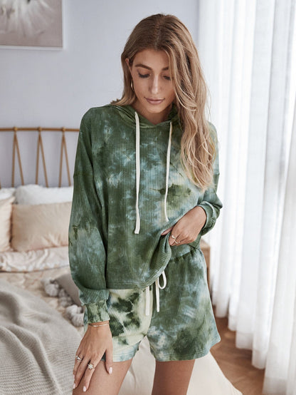 Conjunto de estar por casa con capucha y canalé con efecto tie-dye