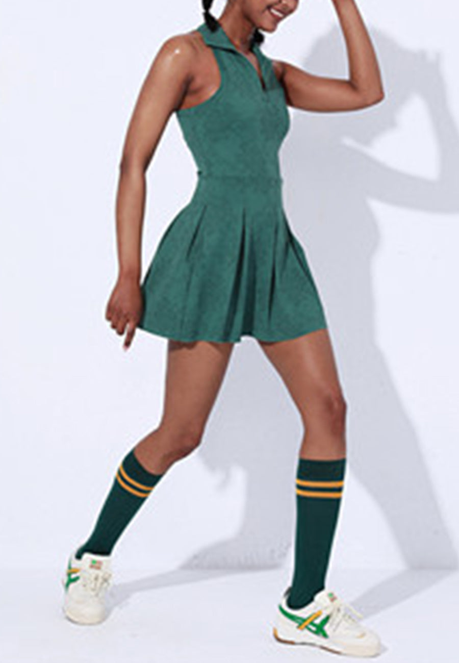 Minivestido deportivo plisado con cuello