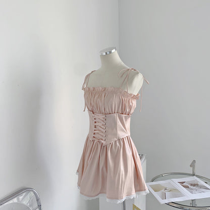 Vestido con ribete de encaje fruncido