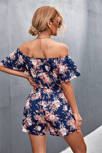 Mono de verano con estampado floral y hombros descubiertos